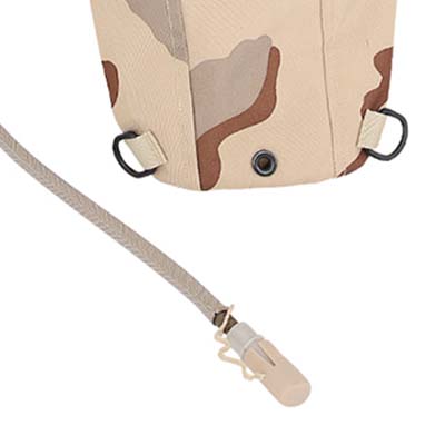 militärischer Trinkrucksackbiss