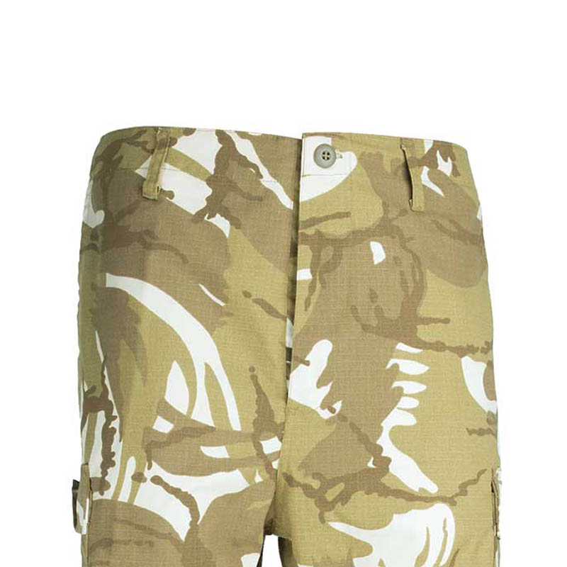 Militäruniform BDU Vier-Knopf-Verschluss