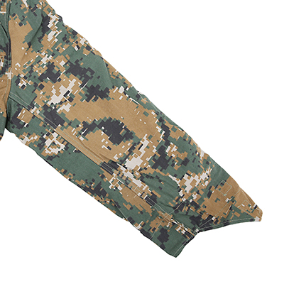 Army Jakcet Cufft Humanisiertes Design