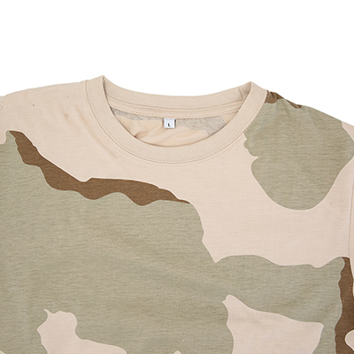 Dreifarbiges Desert Camoufalge T-Shirt mit rundem Kragen